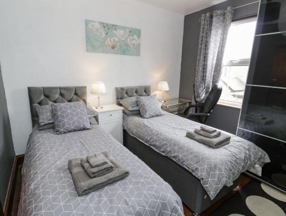 Lovely Comfortable 3 Bed Home, Вустер Экстерьер фото