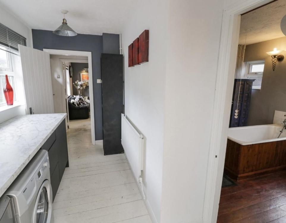 Lovely Comfortable 3 Bed Home, Вустер Экстерьер фото